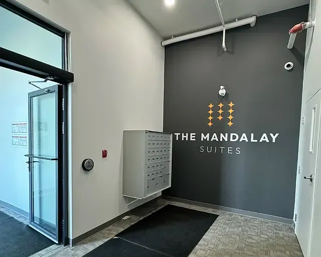 Building Photo - 585 Mandalay Dr #308
