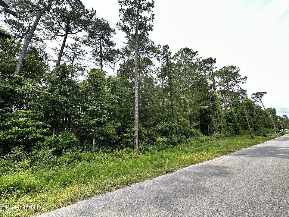 2nd image of Barracuda Dr Lot 25