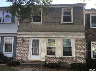 55 Carriage Hl, Macomb, IL 61455