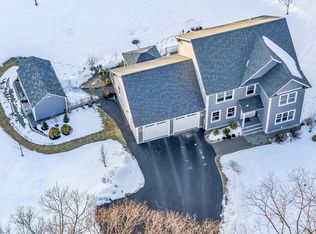 52 Clement Rd, Townsend, MA 01474