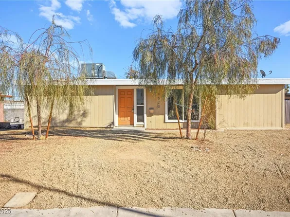 4520 Harmon Cir, Las Vegas, NV 89122