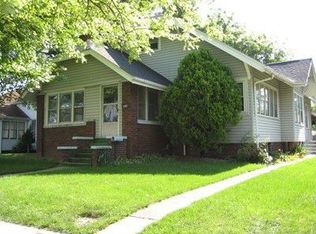 106 S Willow St, Effingham, IL 62401