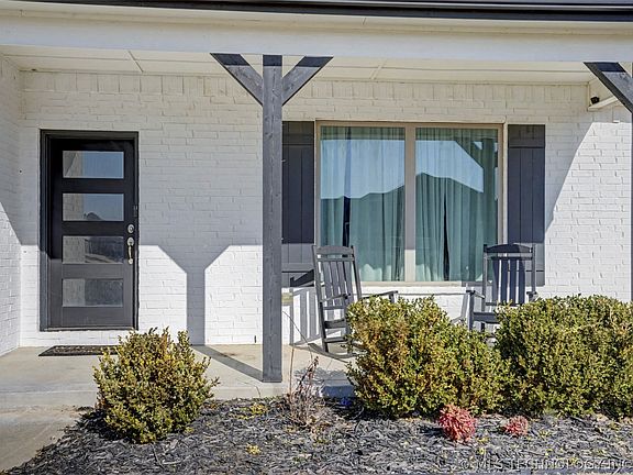 4th image of 17715 E 43rd Pl S