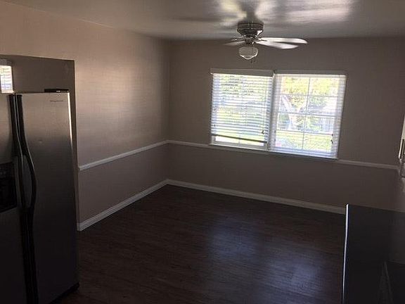2nd image of 5312 Radford Ave APT 3