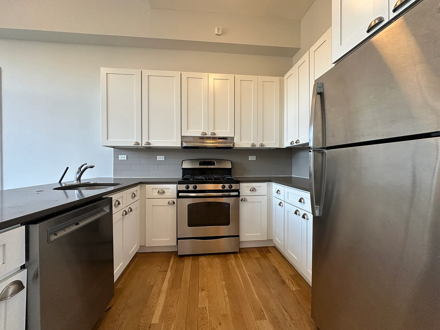 71-13 60th Ln — Photo 4