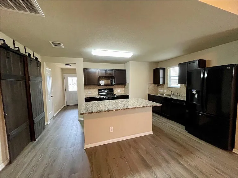 222 Camellia Dr — Photo 12