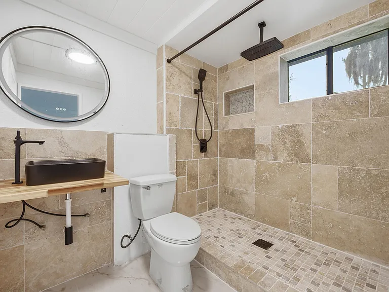 2529 Rainbow Dr — Photo 13