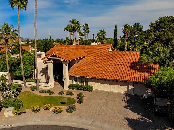 2nd image of 9905 E San Salvador Dr