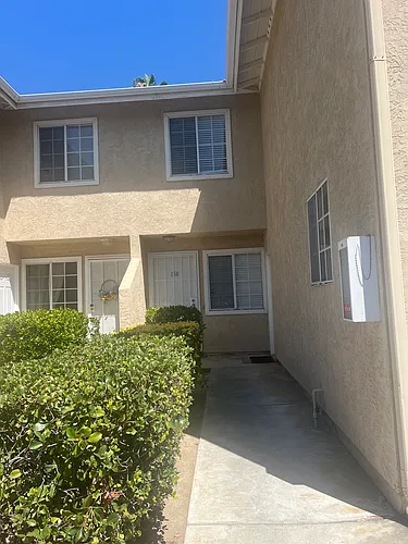 1465 E Lexington Ave Photo 1