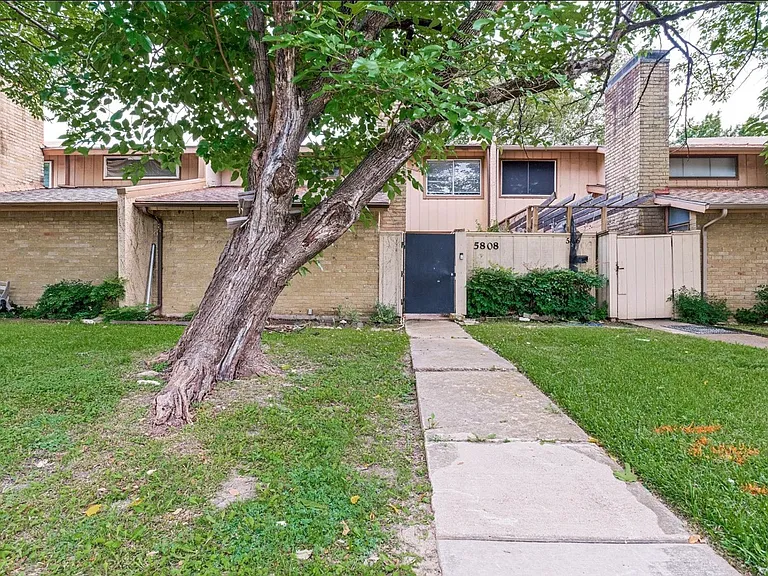 5808 Harvest Hill Rd — Photo 18