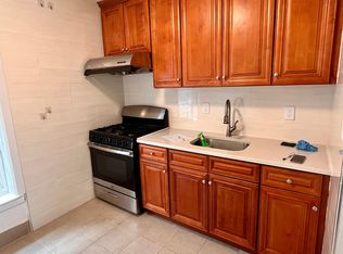 16026 76th Ave APT 1, Fresh Meadows, NY 11366
