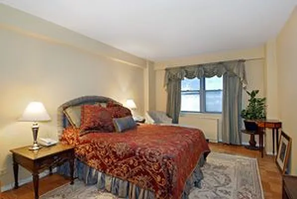 Sold by Douglas Elliman | media 19