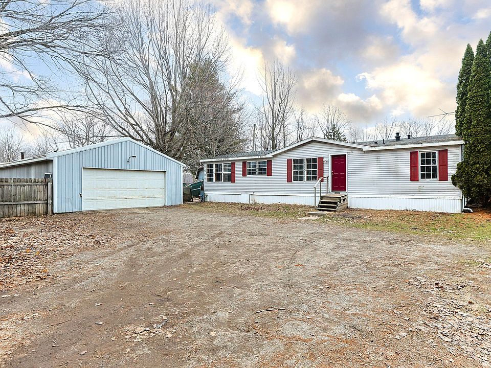 1st image of 60123 Dailey Rd