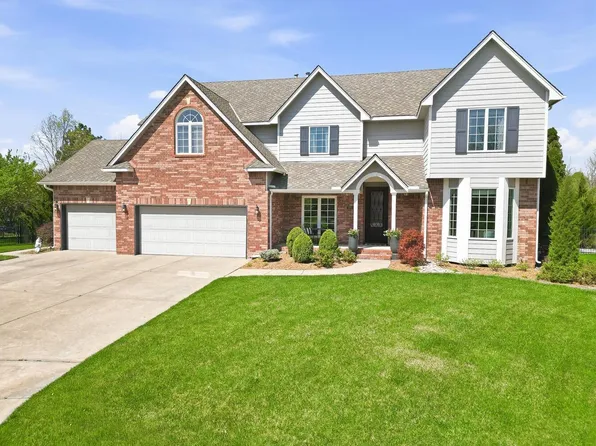 109 N Chelmsford Ct, Wichita, KS 67230