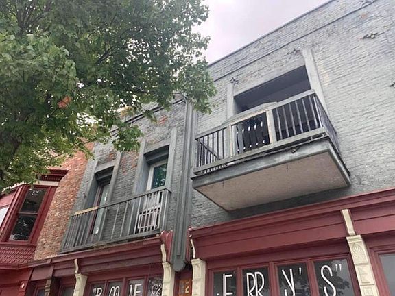 3rd image of 819 N East St