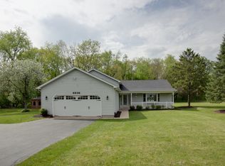 4836 Macwood Dr, Richmond, IL
