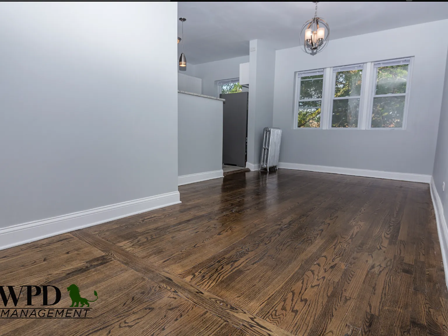7639 S. Colfax Ave. — Photo 4