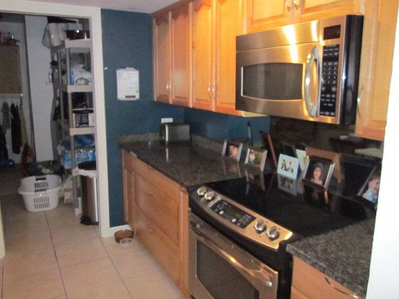 4th image of 11610 NW 80th Ct
