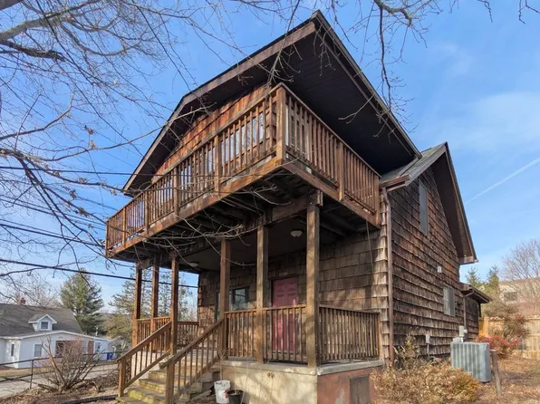 1320 N Main St, 1320 N Main St #877985664, Blacksburg, VA 24060