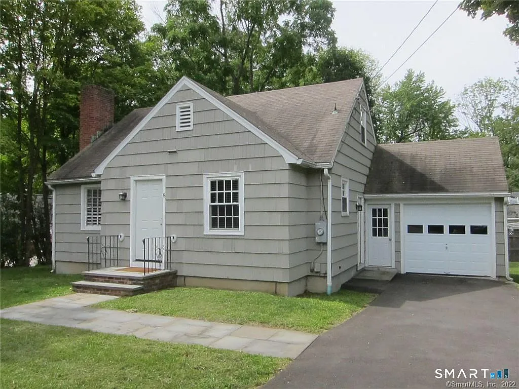 2 bed, 1.0 bath, 1160 sqft, $2,950 — Photo 1