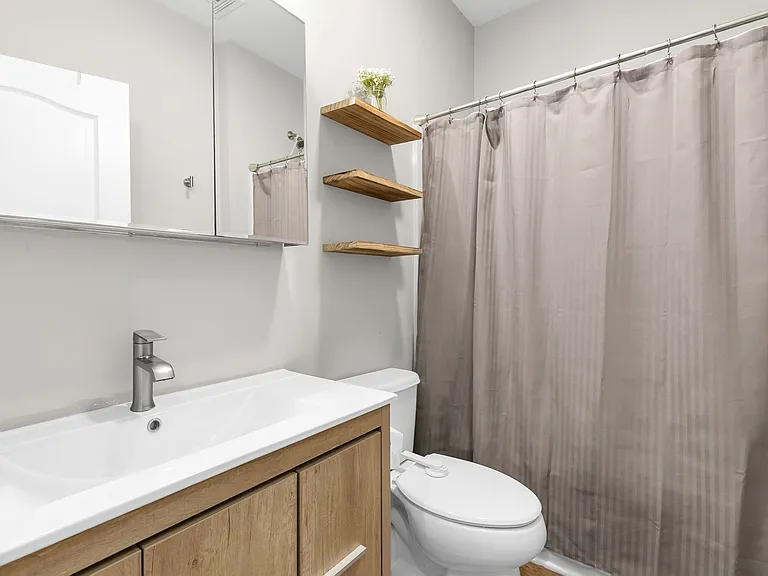 88 Seadrift Ave — Photo 15