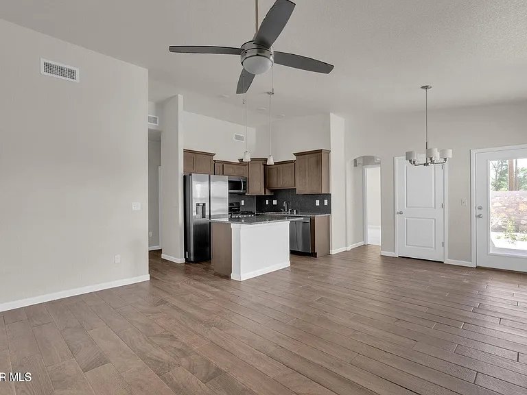 5937 Ruidoso Downs St — Photo 4