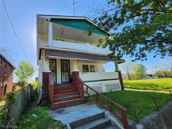 3537 E 144th St, Cleveland, OH 44120