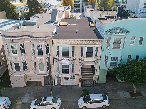 4th image of 153 Duboce Ave