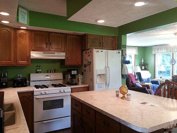 3rd image of 3821 Township Road 145