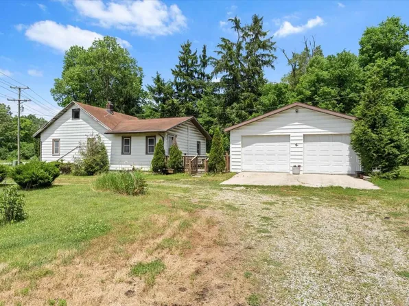 24165 County Home Rd, Elkhart, IN 46517