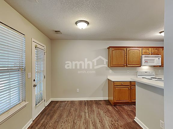 5th image of 3224 Blue Finch Ln