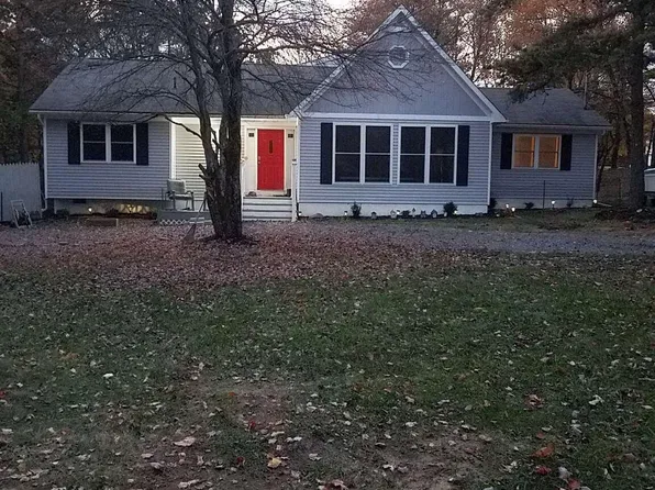 448 Skyline Dr, Blakeslee, PA 18610