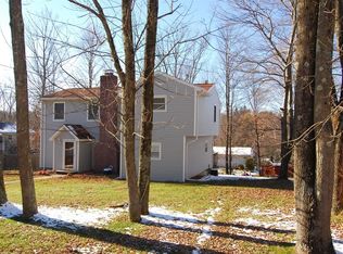 403 Shepperd Ln, Highland Lakes, NJ 07422