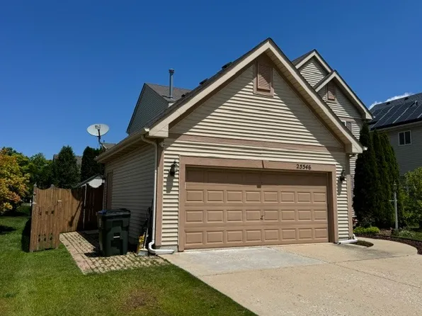 (undisclosed Address), Round Lake, IL 60073