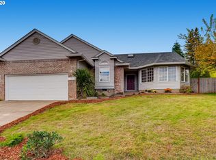 1601 E Bramble Ct, Newberg, OR 97132