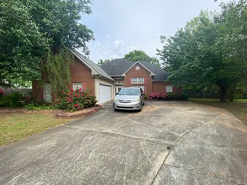 245 Fairview Cir Photo 1