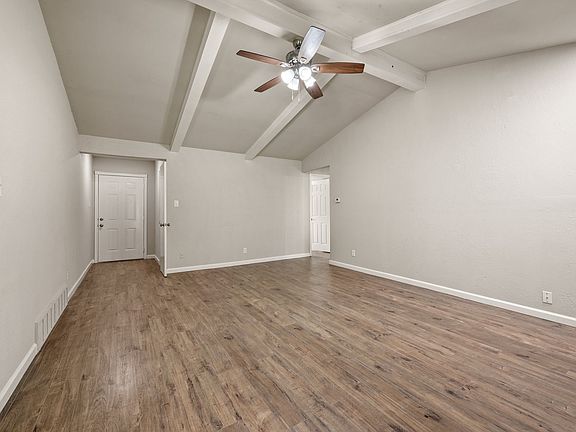 4th image of 515 Brynmawr Ct