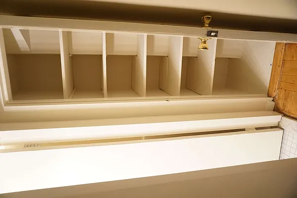 Rented by Manhattan Apartment Organization | media 13