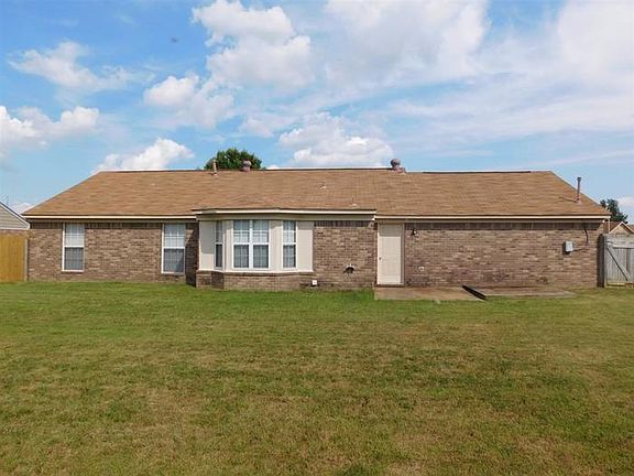 5th image of 7109 Tudor Ln