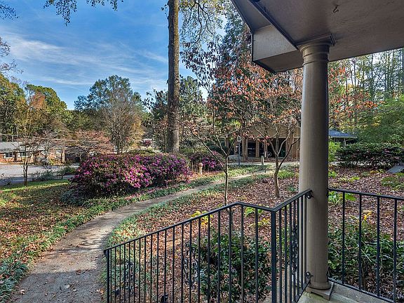 2nd image of 3749 Kayanne Ct