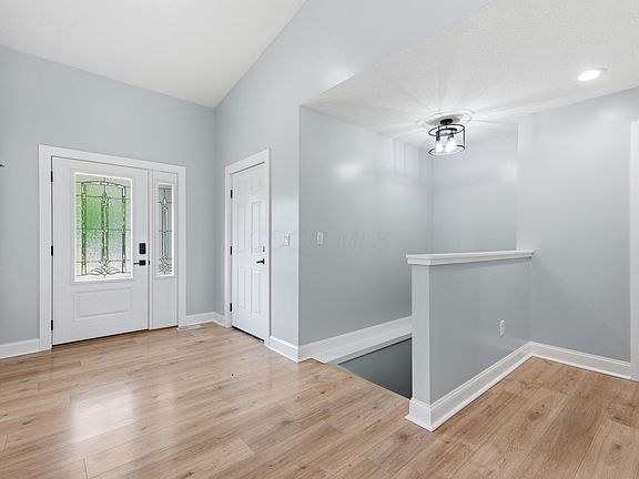 4th image of 196 N Ridge Heights Dr