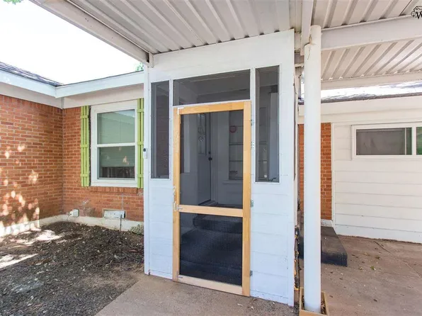 4107 Hughes Dr, Wichita Falls, TX 76308