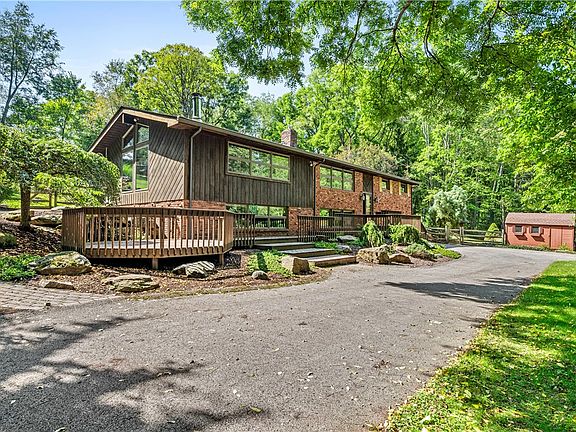 2nd image of 162 Kaufman Rd