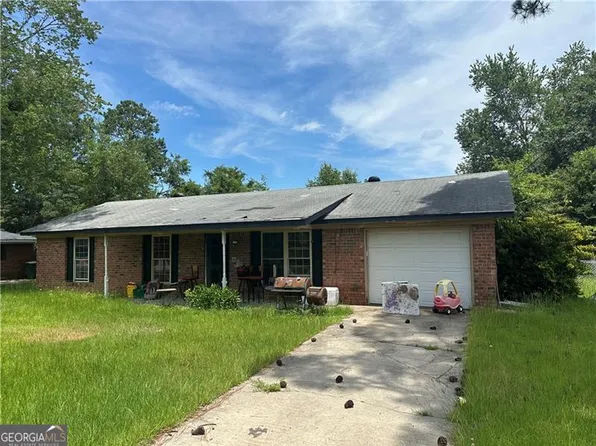 662 Mahoney Rd, Hinesville, GA 31313