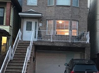 325 Arlington Ave #2, Jersey City, NJ 07304