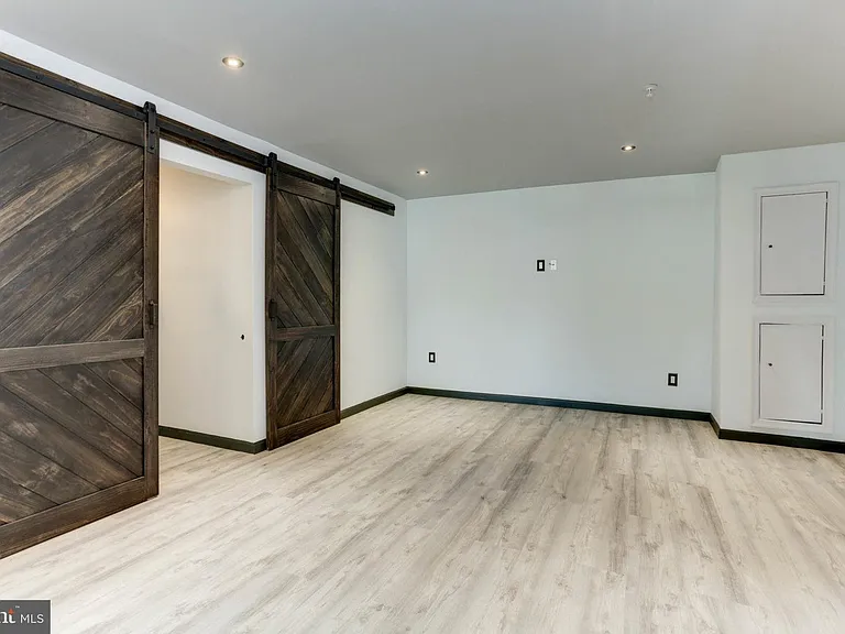 9197 Carriage House Ln #44 — Photo 19