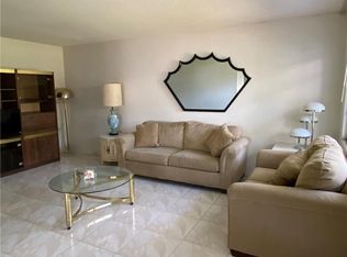 321 Newport Ct #321-V, Deerfield Beach, FL 33442