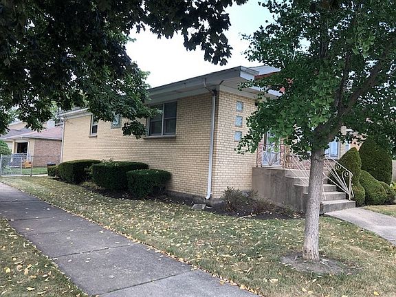 2nd image of 4700 N Newland Ave