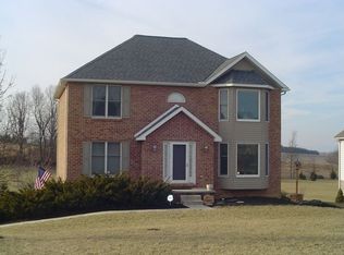 6439 Olde Pine Dr, Chambersburg, PA 17202