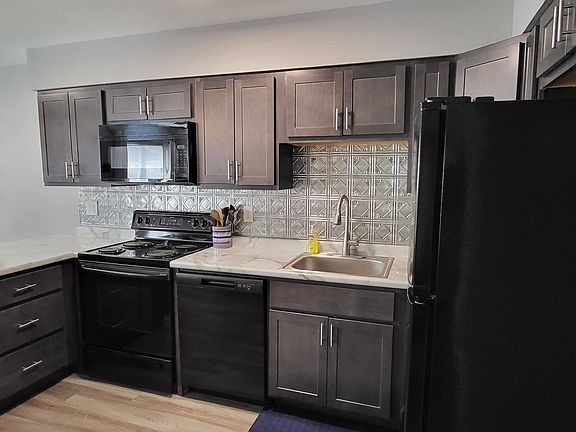 2nd image of 2702 Arnold Tenbrook Ct #2728